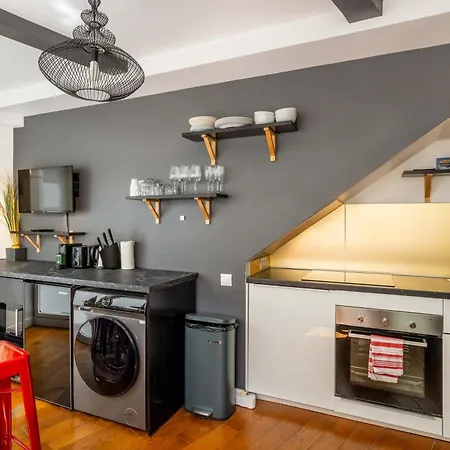 Apartment Montmartre Cozy And Bright 1bd With Terrace